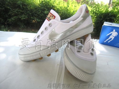 Chaussures de football - Ref 2444439