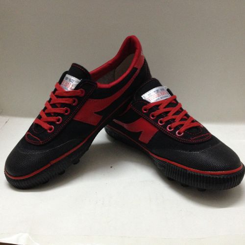 Chaussures de football - ventilé, rembourrage en caoutchouc Ref 2446055