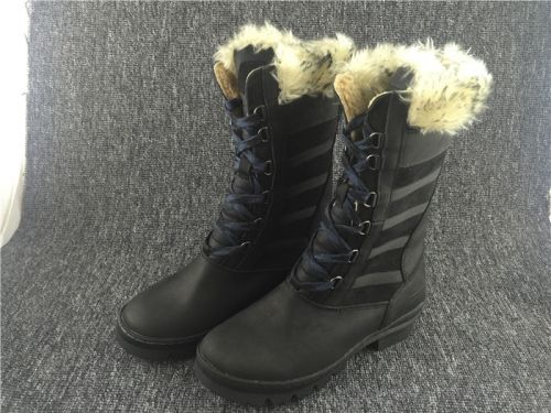 Chaussures de montagne neige 1067930