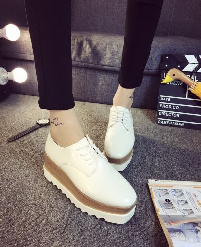 Chaussures de printemps jeunesse, 18-40 ans, Angleterre - Ref 918769