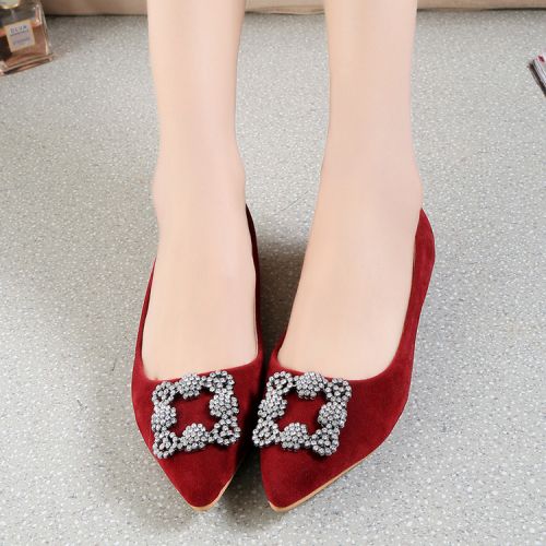 Chaussures de printemps femme en peau daim pointu ouverture profonde, avec perles, décoration métallique - semelle caout