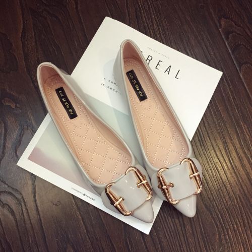 Chaussures de printemps femme en PU pointu ouverture profonde, moraillon, décoration métallique, boucle ceinture - semell