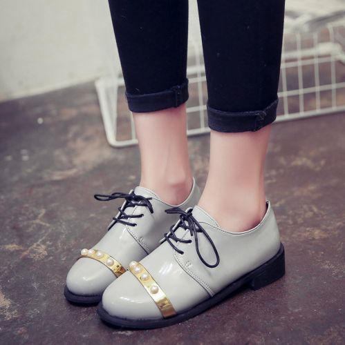 Chaussures de printemps femme en PU ronde ouverture profonde, avec lacets, perlé, décoration métallique - E