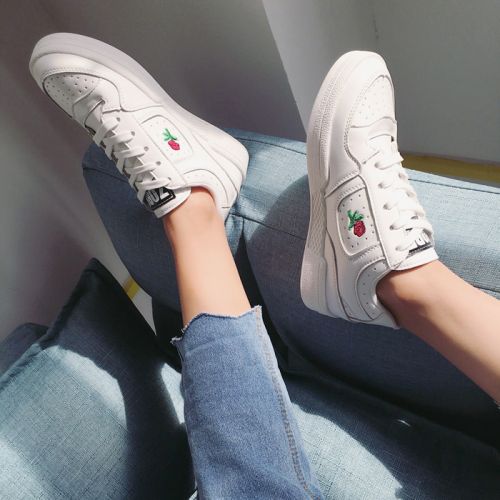 Chaussures de printemps femme en PU ronde étanche, brodé - loisir semelle plastique Ref 1001214