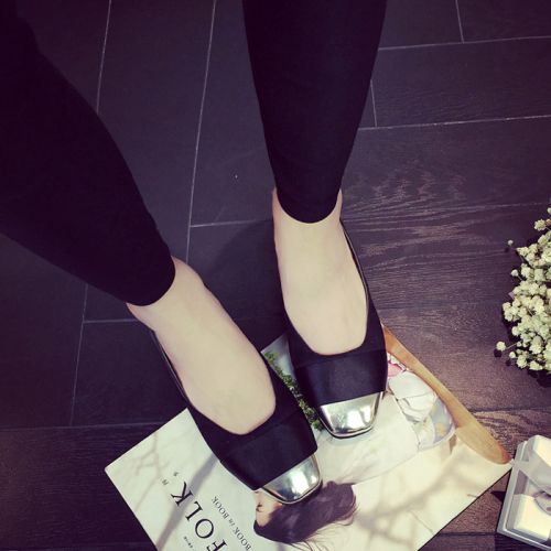 Chaussures de printemps femme en Une variété matériaux épissure tête carrée ouverture profonde, Modèles mélangées - Europ