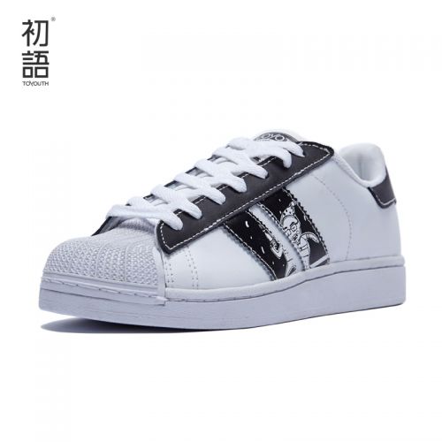 Chaussures de printemps femme en Vache revêtement cuir fendu ronde avec lacets, Fleurs, Modèles mélangées, grille, Avec 