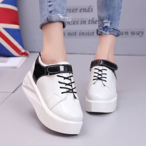 Chaussures de printemps femme en PU ronde avec lacets - semelle polyuréthane Ref 1001756