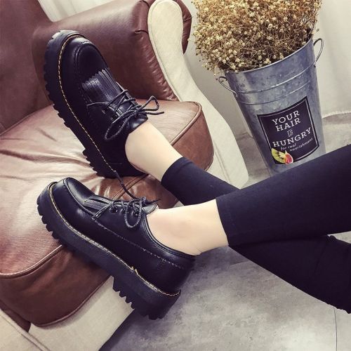 Chaussures de printemps femme en vache, Nubuck, ronde avec lacets - semelle caoutchouc Ref 1001829