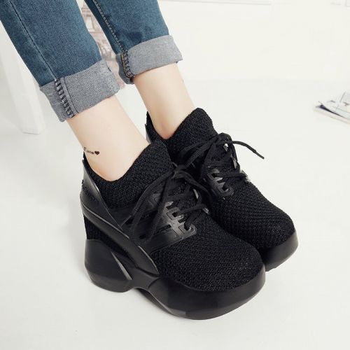 Chaussures de printemps femme en engrener ronde avec lacets - semelle polyuréthane Ref 1001942