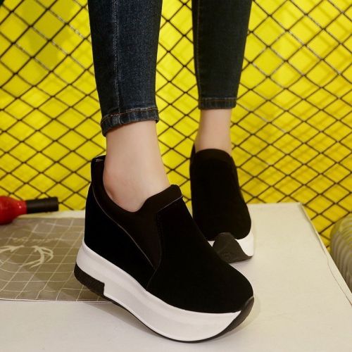 Chaussures de printemps femme en vache, Nubuck, ronde - semelle polyuréthane Ref 1001970