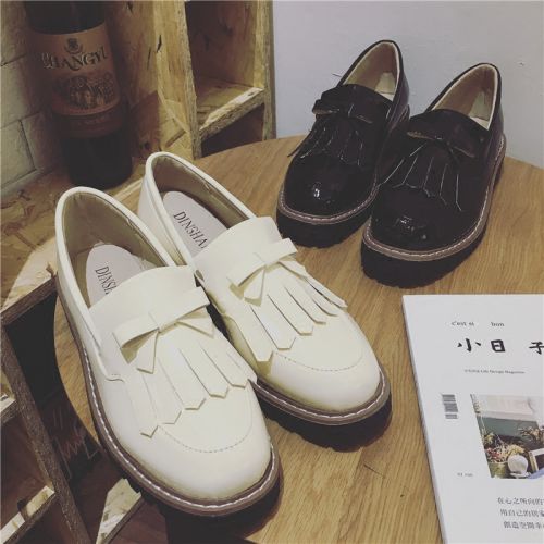 Chaussures de printemps femme en PU ronde arc, houppe - Angleterre semelle caoutchouc Ref 1002055