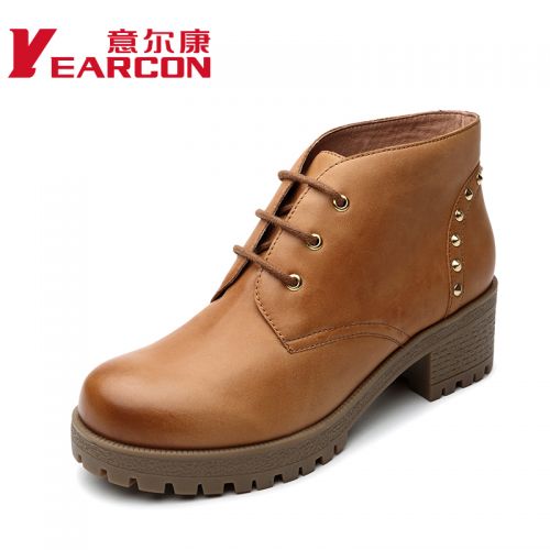 Chaussures de printemps femme en Première couche cuir YEARCON ronde rivet - loisir semelle caoutchouc Ref 1002155