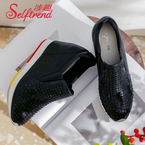 Chaussures de printemps femme en PU SELFTREND ronde décoration métallique - japonais semelle polyuréthane Ref 1002228