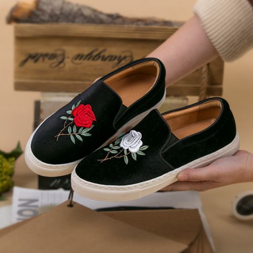 Chaussures de printemps femme en vache, Nubuck, SELFTREND ronde Fleurs - Retro semelle caoutchouc Ref 1002279