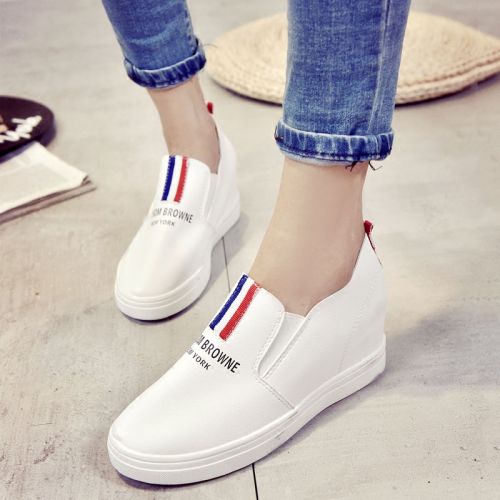 Chaussures de printemps femme en PU ronde ouverture profonde, Génoise - semelle caoutchouc Ref 1002599