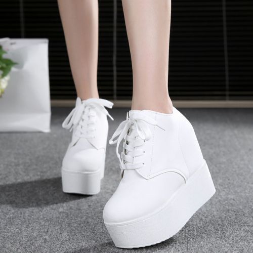 Chaussures de printemps femme en PU ronde ouverture profonde, avec lacets, Génoise - semelle polyuréthane Ref 1002627