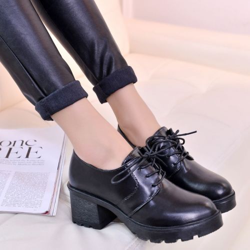 Chaussures de printemps femme en PU ronde ouverture profonde, Génoise - Angleterre semelle caoutchouc Ref 10