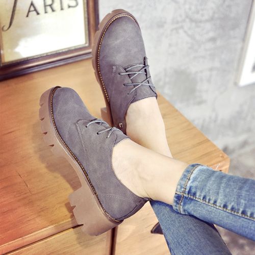 Chaussures de printemps femme en vache, Nubuck, ronde avec lacets, rivet, étanche - semelle caoutchou
