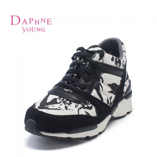 Chaussures de printemps femme en tissu DAPHNE ronde avec lacets - semelle caoutchouc Ref 994345