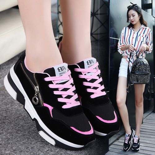 Chaussures de printemps femme en PU ronde ouverture profonde, avec lacets, moraillon, chaîne, Modèles mélangées, décora
