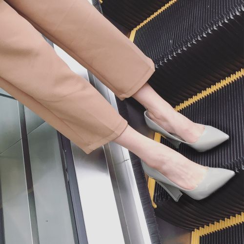 Chaussures de printemps femme en PU pointu ouverture profonde, - Europe semelle caoutchouc Ref 994551