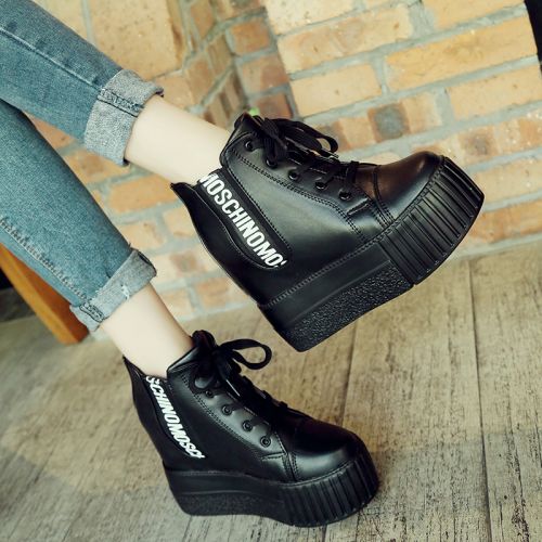 Chaussures de printemps femme en PU ronde Génoise, étanche - semelle polyuréthane Ref 994639