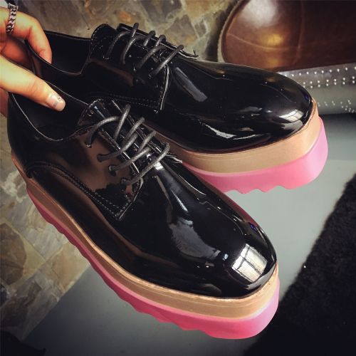 Chaussures de printemps femme en PU ronde avec lacets, Génoise, étanche - semelle caoutchouc Ref 994753