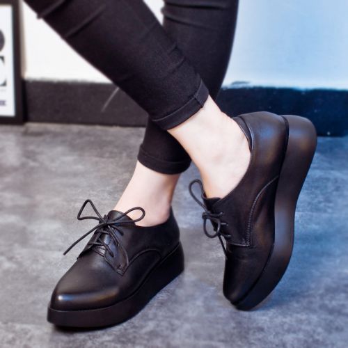 Chaussures de printemps femme en Première couche cuir pointu Génoise, étanche - Angleterre semelle polyuréthane Ref 99508