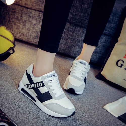 Chaussures de printemps femme en vache, Nubuck, THE NATIVE DREAM ronde ouverture profonde, avec lacets, Modèl