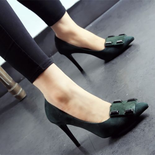 Chaussures de printemps femme en pointu ouverture profonde, rivet, Style romain - Retro semelle plastique Ref 99