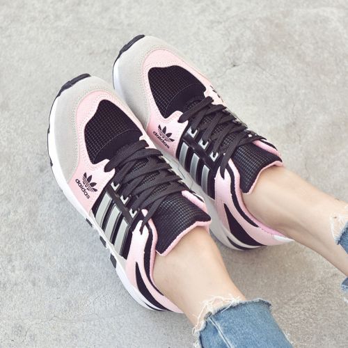 Chaussures de printemps femme en PU ronde ruban, moraillon, Fleurs, Modèles mélangées, Ceinture décoration, étanche, grille, bro