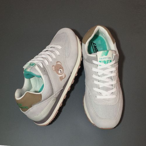 Chaussures de printemps femme en vache, Nubuck, ronde avec lacets - semelle caoutchouc Ref 995470