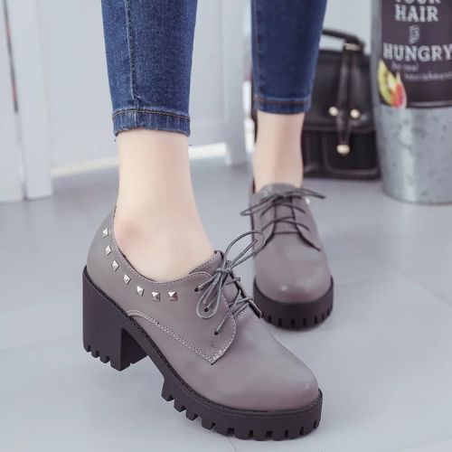 Chaussures de printemps femme en PU ronde avec lacets, rivet, Wedges, Génoise, étanche, décoration métallique -