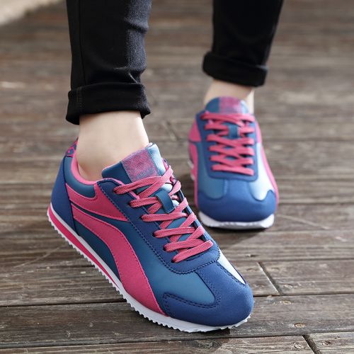 Chaussures de printemps femme en Cuir spatial ronde ouverture profonde, avec lacets, Modèles mélangées - semelle caoutc