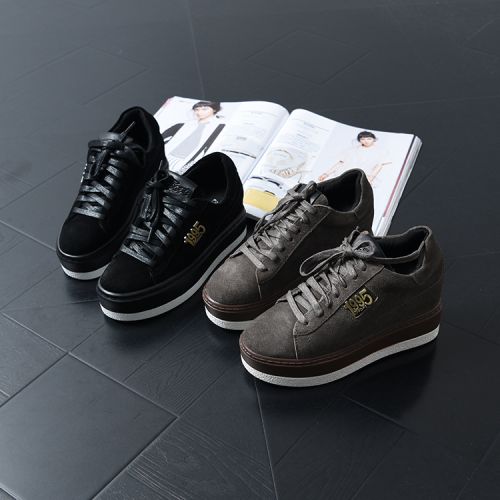Chaussures de printemps femme en vache, Nubuck, ronde Génoise - Ref 995963