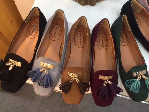 Chaussures de printemps femme en tête carrée ouverture profonde, houppe, décoration métallique - princesse semelle