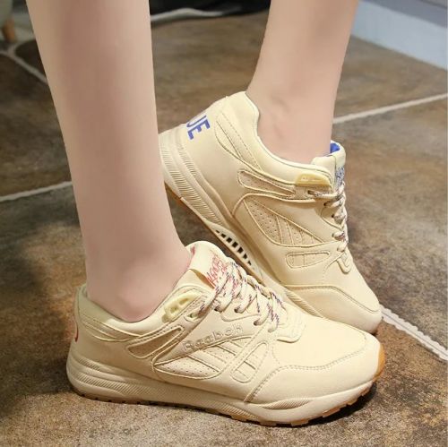 Chaussures de printemps femme en engrener ronde avec lacets - semelle caoutchouc Ref 997845