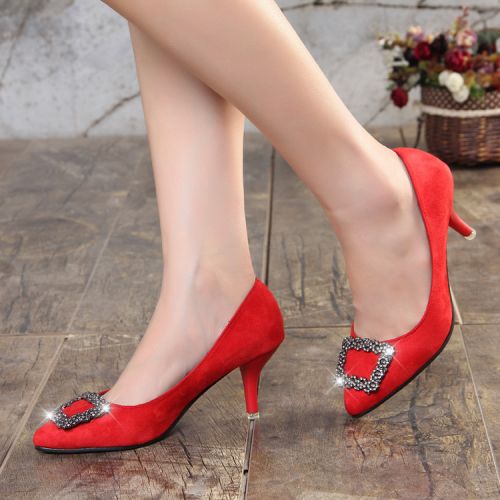 Chaussures de printemps femme en pointu décoration métallique, avec perles, ouverture profonde- semelle caoutchouc 
