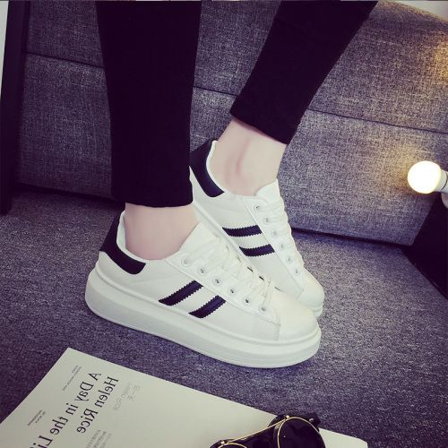 Chaussures de printemps femme en PU ronde ouverture profonde- semelle PVC - Ref 998535