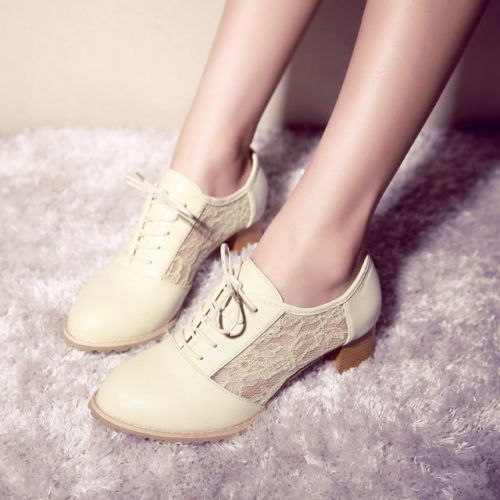 Chaussures de printemps femme en Ercengzhupi ronde engrener, creux, avec lacets, ouverture profonde- Angle