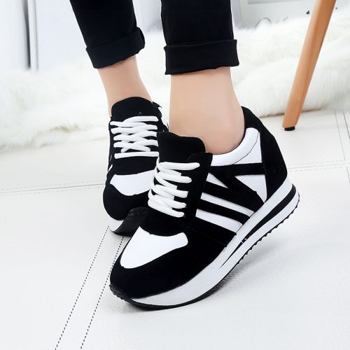 Chaussures de printemps femme en vache, Nubuck, ronde ouverture profonde, Modèles mélangées - Ref 998780