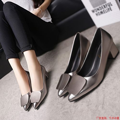 Chaussures de printemps femme en PU pointu moraillon, décoration métallique, ouverture profonde- semelle caoutc