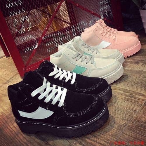 Chaussures de printemps femme en vache, Nubuck, ronde avec lacets, Modèles mélangées, Génoise - semelle caoutchou