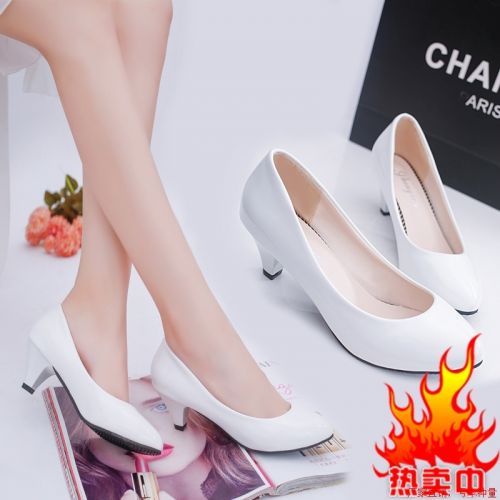 Chaussures de printemps femme en PU ronde ouverture profonde- élégant - semelle caoutchouc Ref 999020
