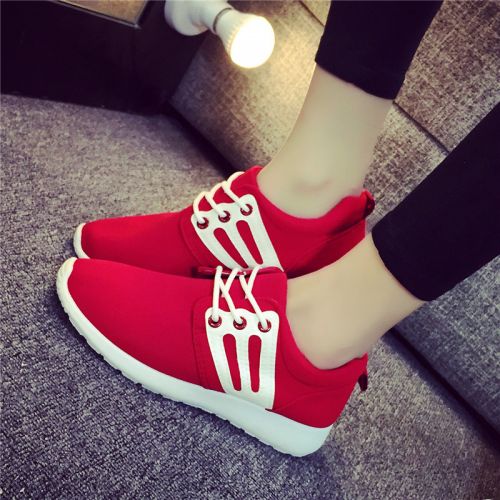 Chaussures de printemps femme en engrener ronde avec lacets - semelle caoutchouc Ref 999076