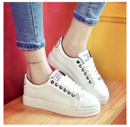 Chaussures de printemps femme en PU ronde avec lacets - semelle caoutchouc Ref 999270