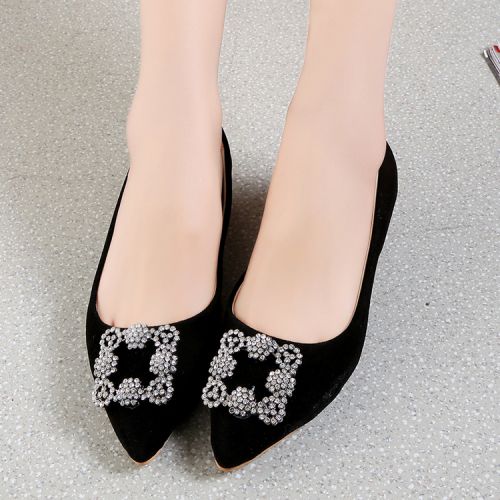 Chaussures de printemps femme en peau daim pointu ouverture profonde, avec perles, décoration métallique - semelle caout
