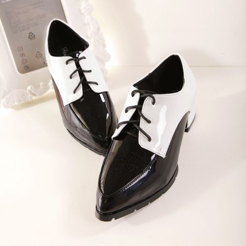 Chaussures de printemps femme en Ercengzhupi pointu ouverture profonde, avec lacets, Modèles mélangées - Angleterre s