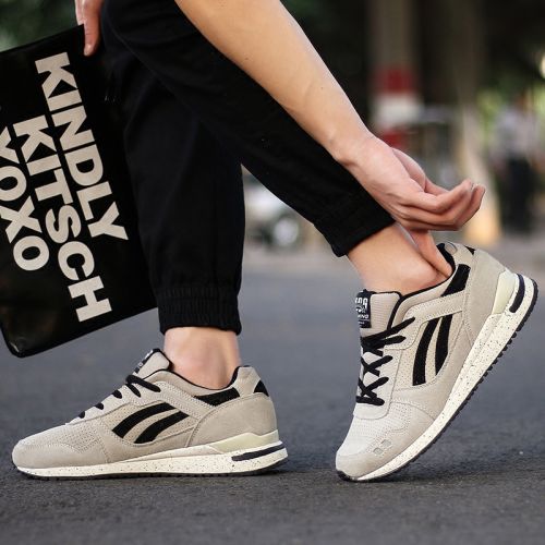 Chaussures de tennis jeunesse, 18-40 ans et Moyen-âge, WALKING ON GOLD loisir - Ref 940776
