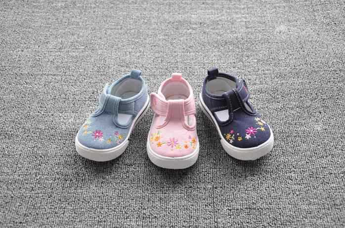 Chaussures de tennis enfants en toile brodé pour printemps - semelle caoutchouc Ref 1007423